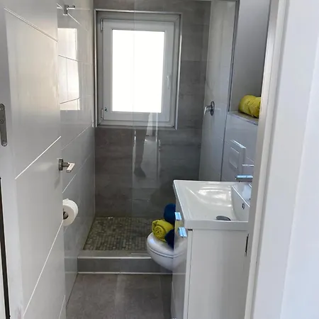To 100m Of The Apartment *